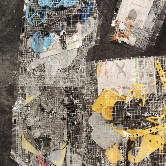 Vex building kits - Picture 2 of 2